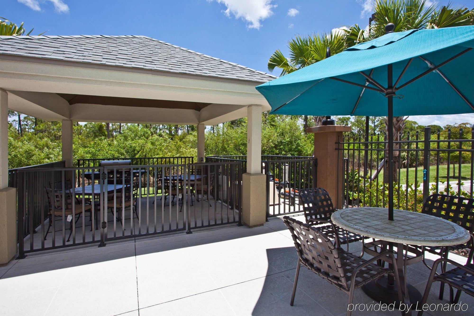 Candlewood Suites Fort Myers/Sanibel Gateway, An Ihg Hotel Restoran fotoğraf